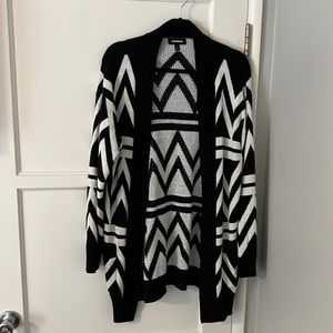 Black and white print cardigan